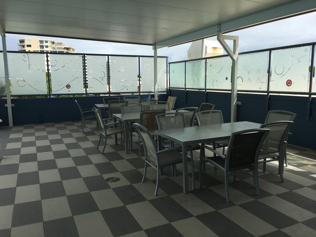 Centrepoint Apartments Калаундра Экстерьер фото