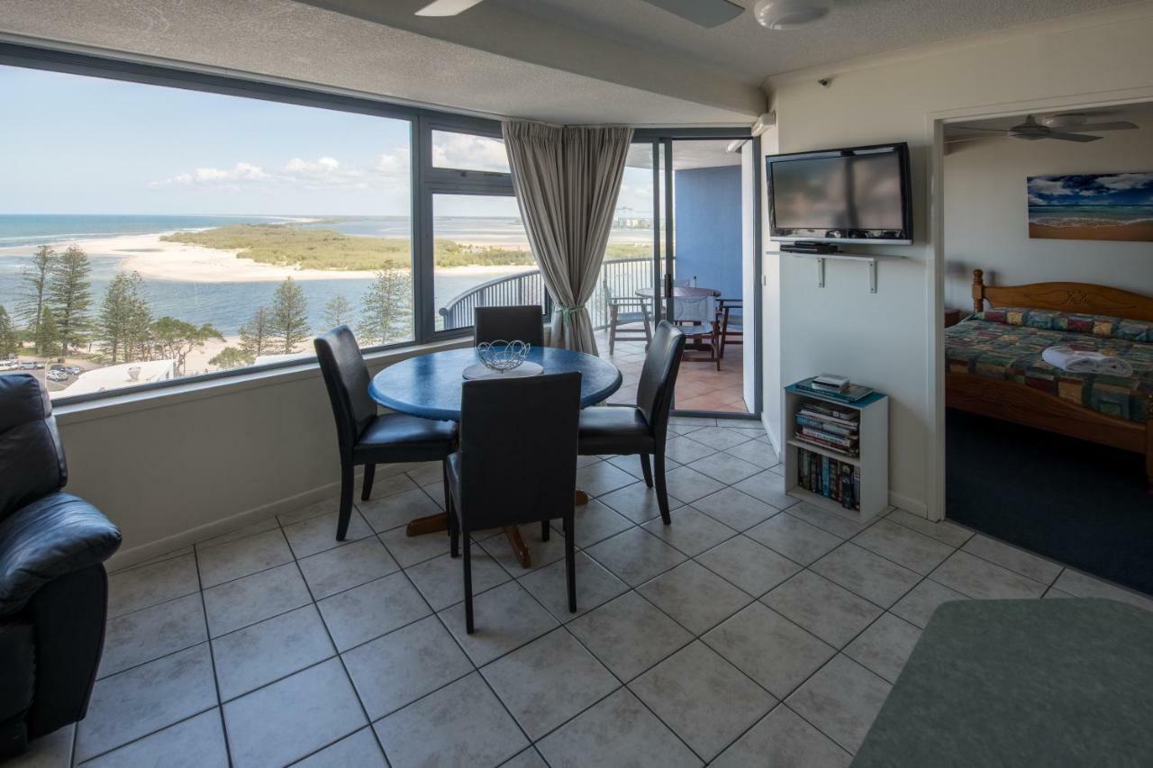 Centrepoint Apartments Калаундра Экстерьер фото